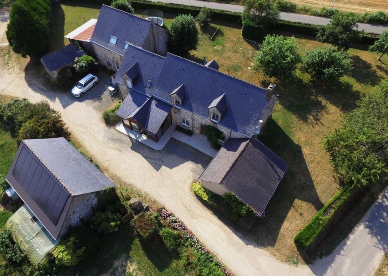 Gite La Rocherie Hambers Exterior photo